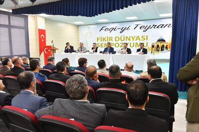 Rektörümüz Prof. Dr. Alkış Van’da Feqîyê Tayran’ı Anma Programında konuştu