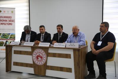 uluslararasi-guclukonak-sempozyumu-kapanis-oturumu-ve-gezi-ile-sona-erdi