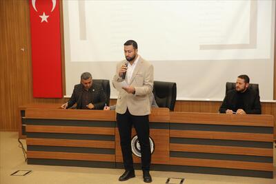 universitemizde-arapca-siir-okuma-yarismasi-duzenlendi